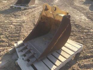 2012 John Deere 24IN310