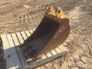 2012 John Deere 18IN310