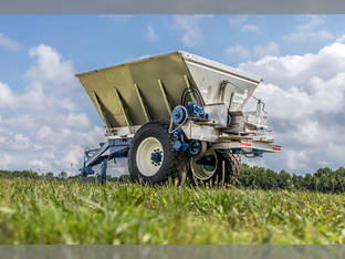 Newton Crouch Row Crop Spreader, Medium Clearance