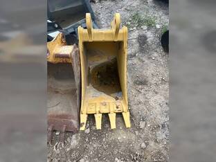 2012 John Deere 18IN310