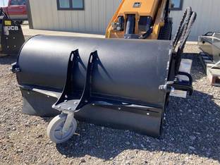 CNH Industrial MINI PICK UP BROOM - 91876086