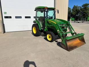 2009 John Deere 3720