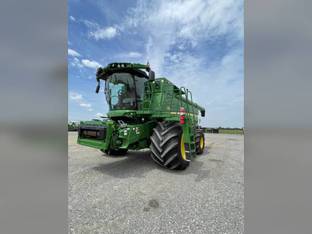2023 John Deere S780