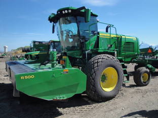 2022 John Deere W235R