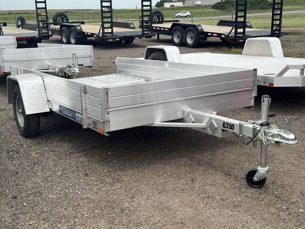 2025 Aluma utility 63x10' 1-3.5k straight tailgate