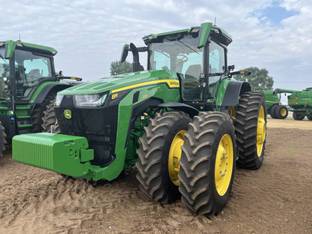 2023 John Deere 8R 370