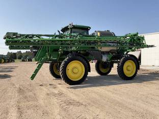 2019 John Deere R4044