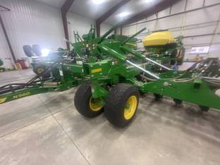 2022 John Deere N560