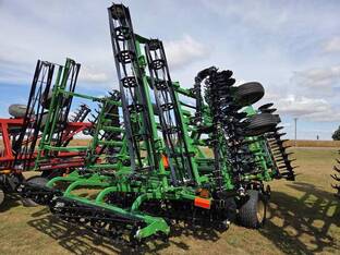 2023 Great Plains HT1100-25