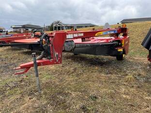 2012 New Holland H7230