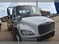 2013 Freightliner BUSINESS CLASS M2 106