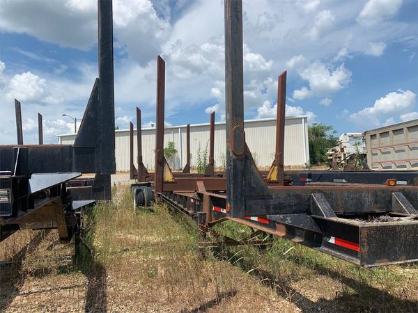 2000 Pitts 40 ft log trailer