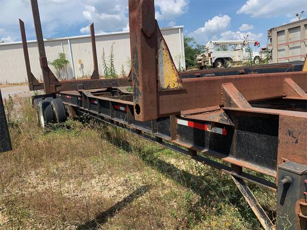 2000 Pitts 40 ft log trailer