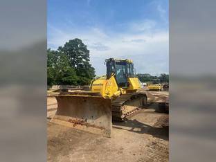 2019 Komatsu D61EXi-24