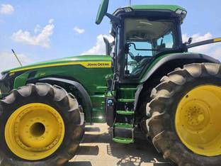 2021 John Deere 8R 310
