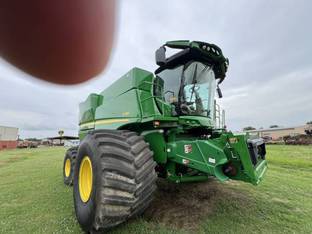 2023 John Deere S780