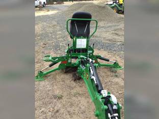 2019 John Deere 260B