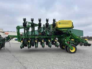 2023 John Deere 1795