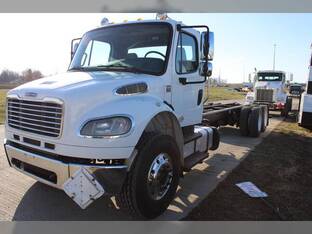 2013 Freightliner M2
