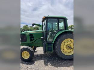 2011 John Deere 6430 Premium