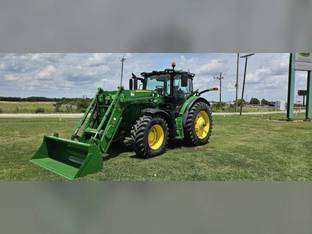 2015 John Deere 6155R