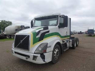 2016 Volvo VNL64T300
