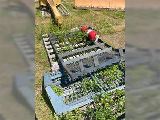 2012 John Deere REAR SCREENS AT412605