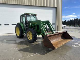 2011 John Deere 6430 Premium