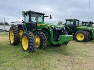 2023 John Deere 8R 340