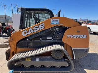 2022 Case TV370B