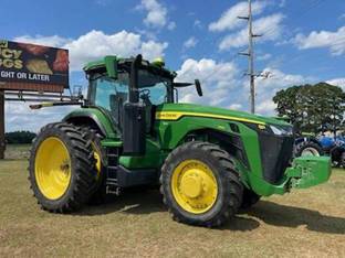 2021 John Deere 8R 250