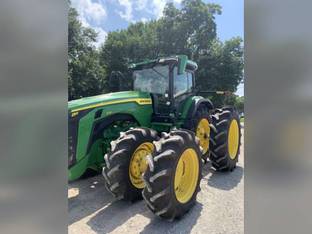2022 John Deere 8R 370