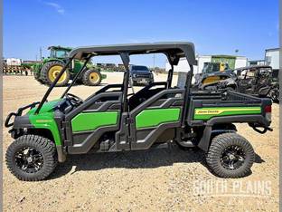 2023 John Deere GATOR XUV 825M