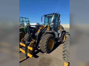 2023 John Deere 344L