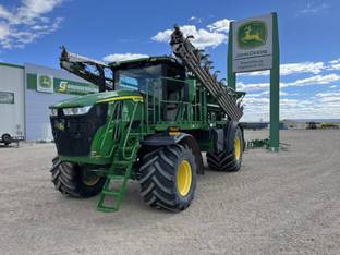 2023 John Deere 800R