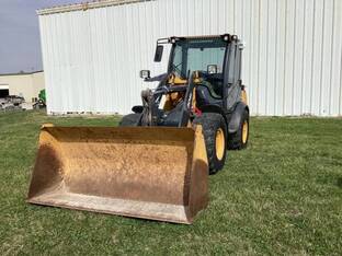 2015 John Deere 304K