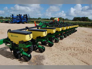 2024 John Deere 1725