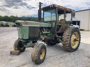 1969 John Deere 4520