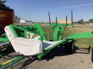 Hustler TRAILER BALE FEEDER UNROLLA TH205
