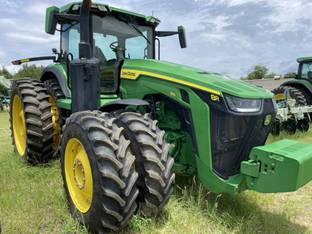 2023 John Deere 8R 310