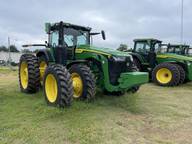 2023 John Deere 8R 340