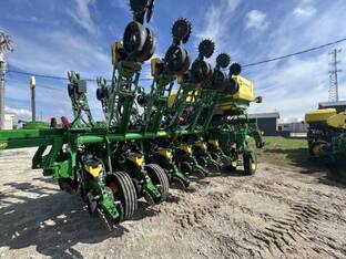 2022 John Deere 1795