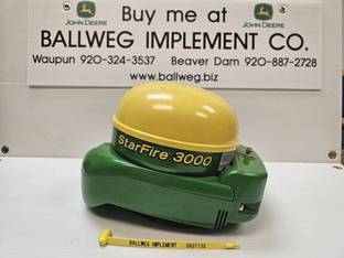 John Deere SF3000 RTK Ready Receiver w/ RTK 450 Rad