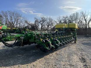 2023 John Deere 1775NT