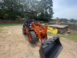 2025 Hitachi ZW30-5B