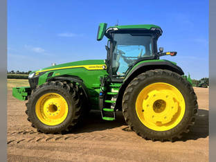 2023 John Deere 8R 370