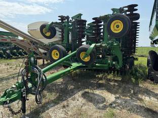 2021 John Deere 2660