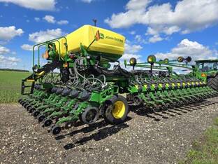 2022 John Deere DB66