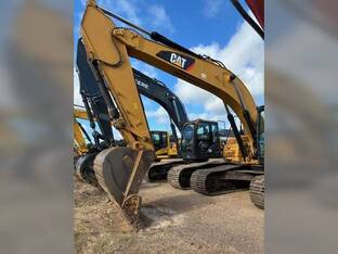2016 Caterpillar 330F L