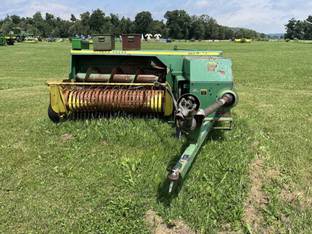 1986 John Deere 347